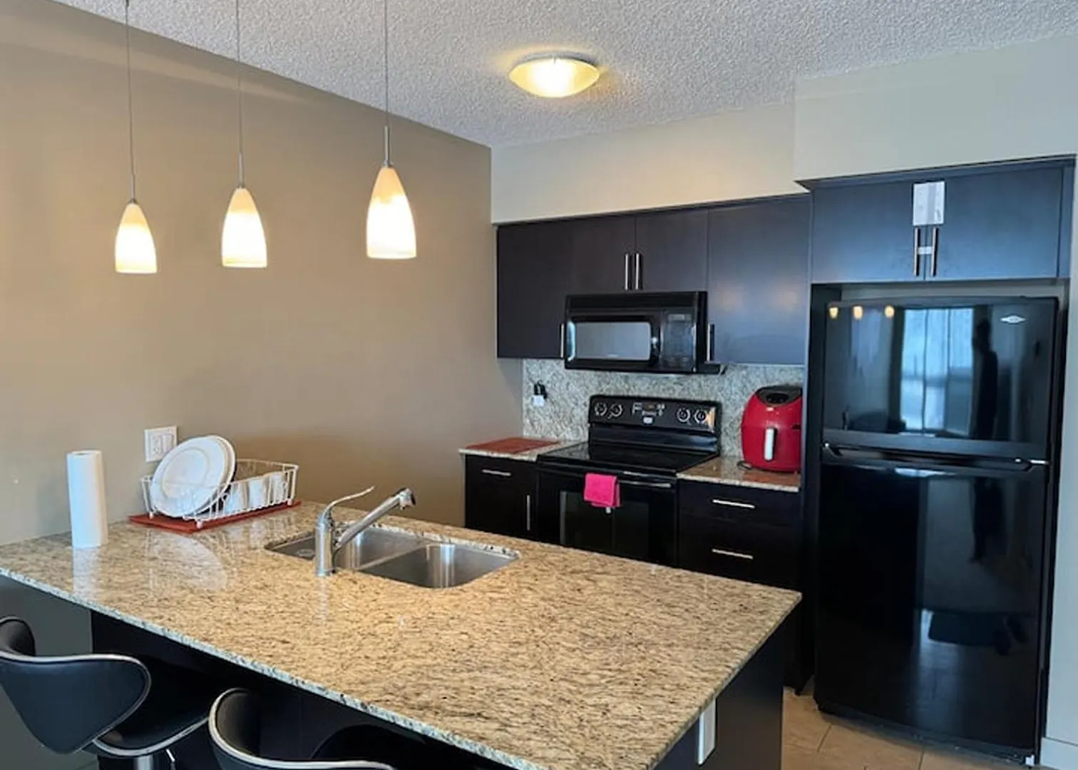 Spacious Apartment Near Stampede & Train Station Calgary 0*,  Canada